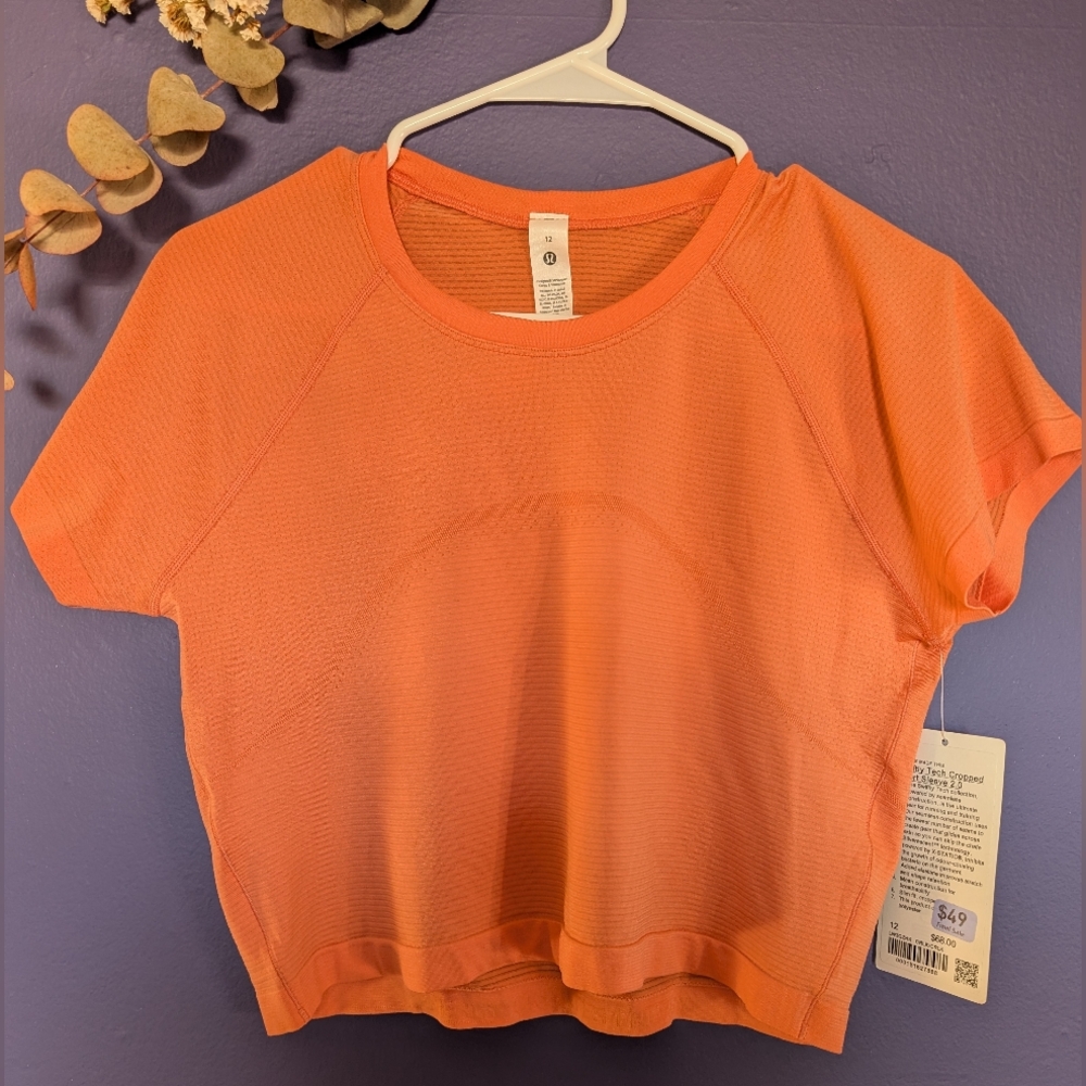 Lululemon NWT Bright Orange Short Sleeve Top